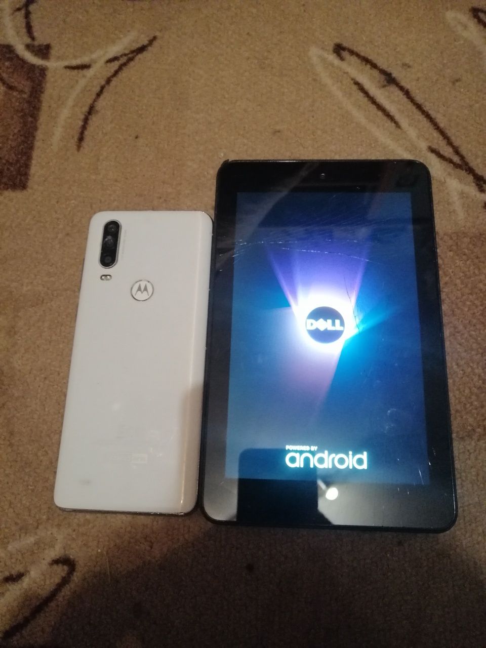 Zestaw Motorola one Action Tablet, okablowanie
