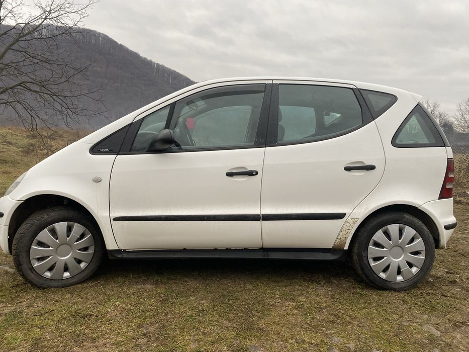 Автомобіль Мерседес