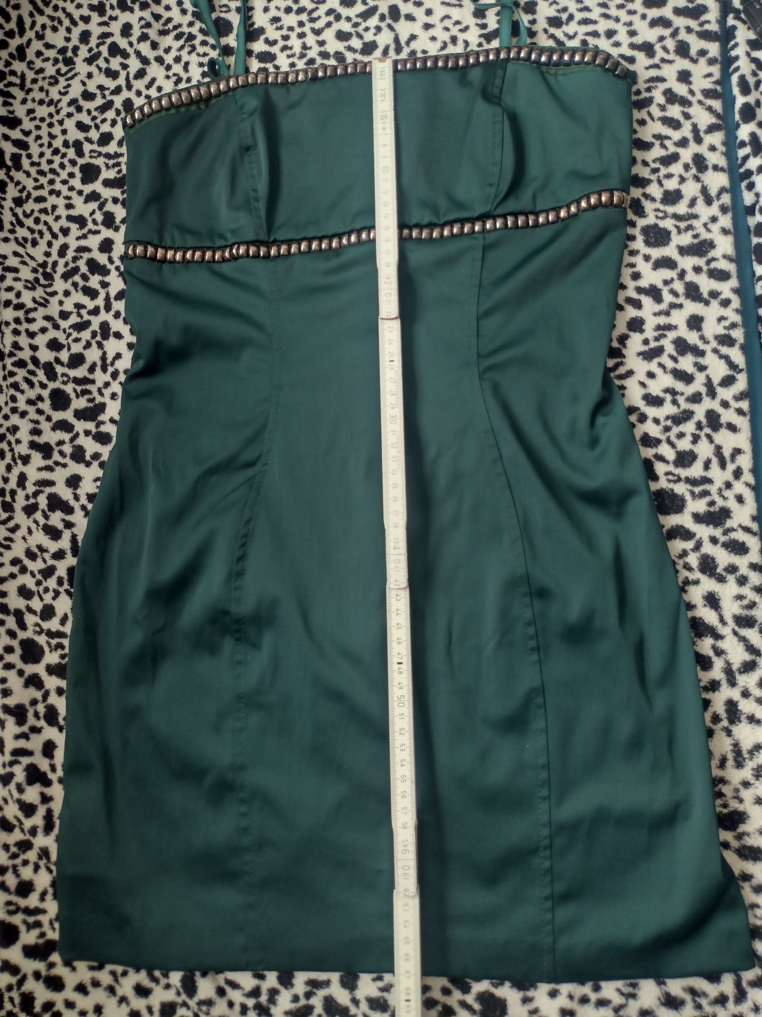 Zielona sukienka na wesele z ćwiekami włoskiej firmy Rinascimento r.XL