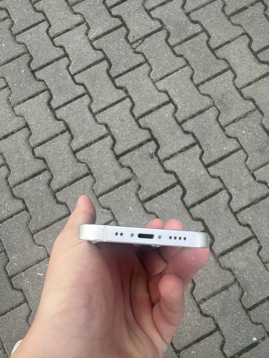 Iphone 12 mini w idealnym stanie