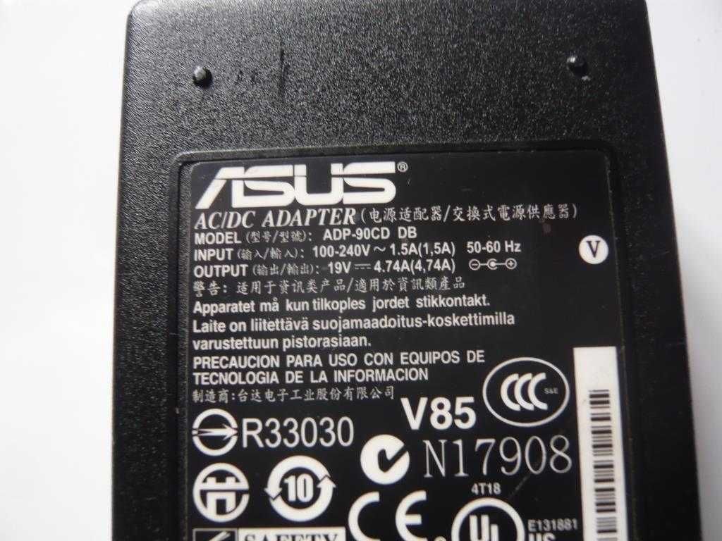 Carregador original Asus ADP-90CD (19V; 4,74A)