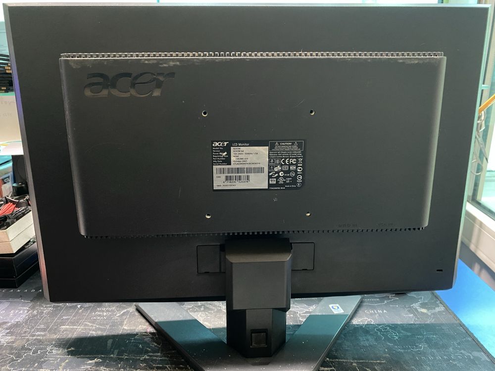 Продам монитор Acer x203w bd