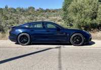 Porsche Panamera 4 em Midnight Blue