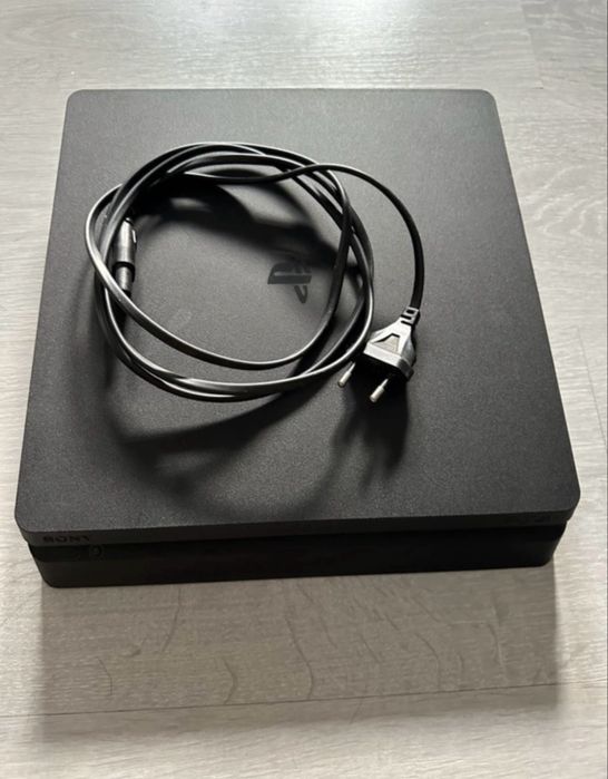 PlayStation 4 Slim 1TB