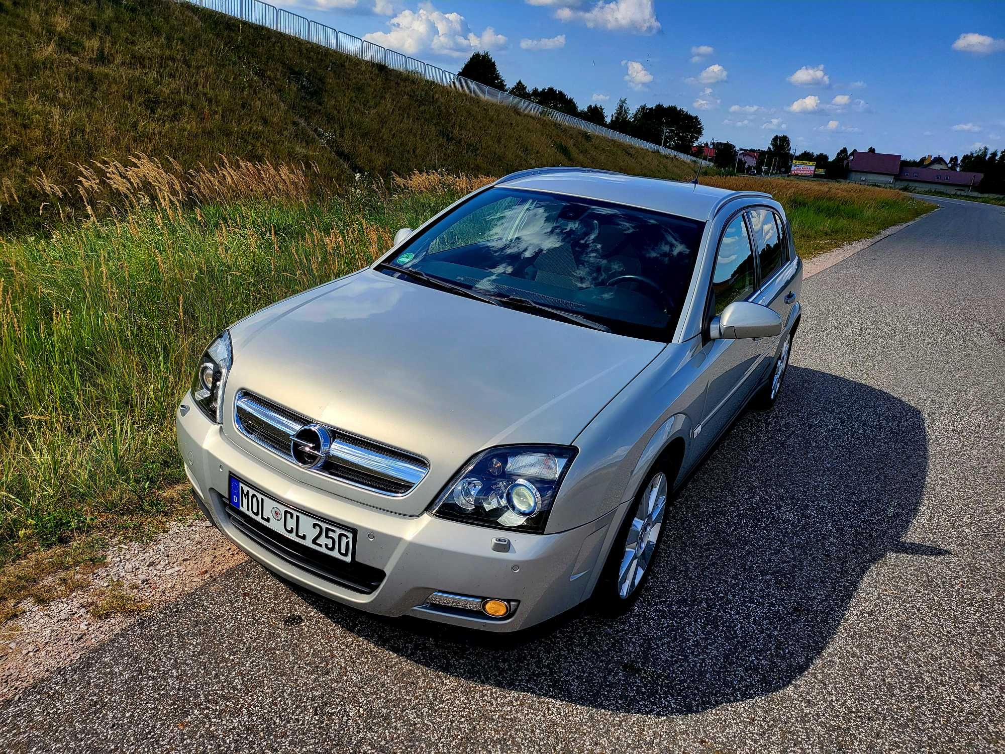 OPEL SIGNUM 2.2B klima DVD xenon alu czuj.park JAK NOWA