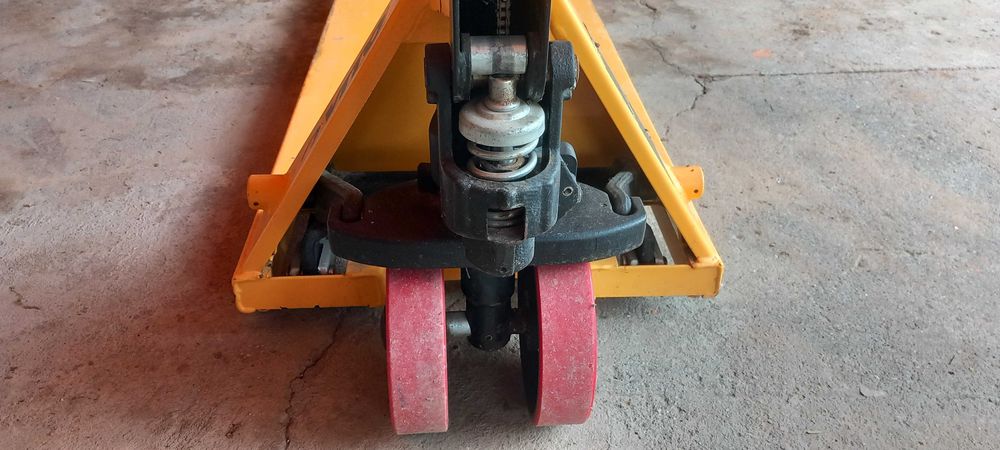 Porta Paletes praticamente Novo