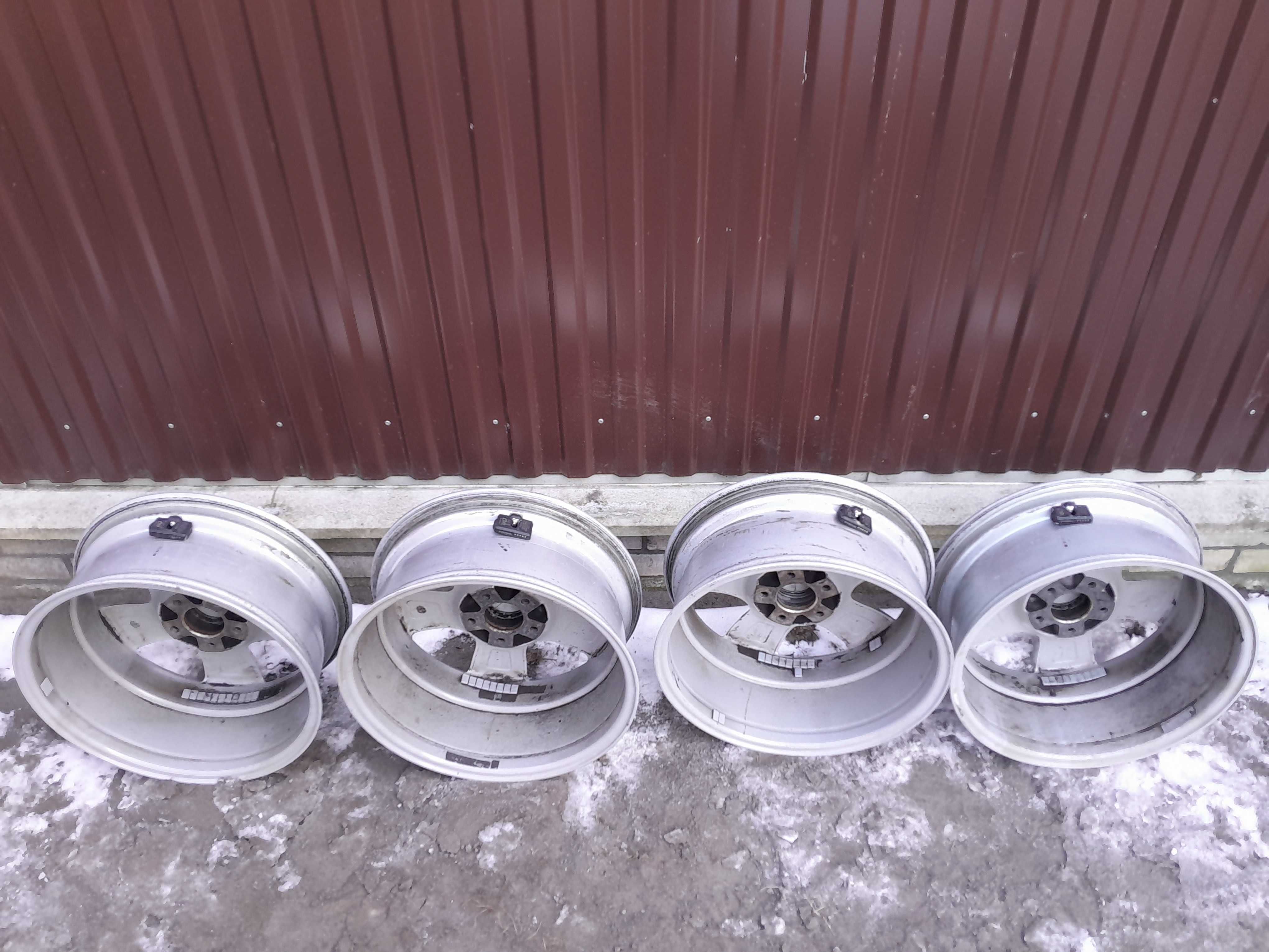 оригінальні диски Mercedes-Benz r17 5x112 7.5j et48 Ц.О 66.6
