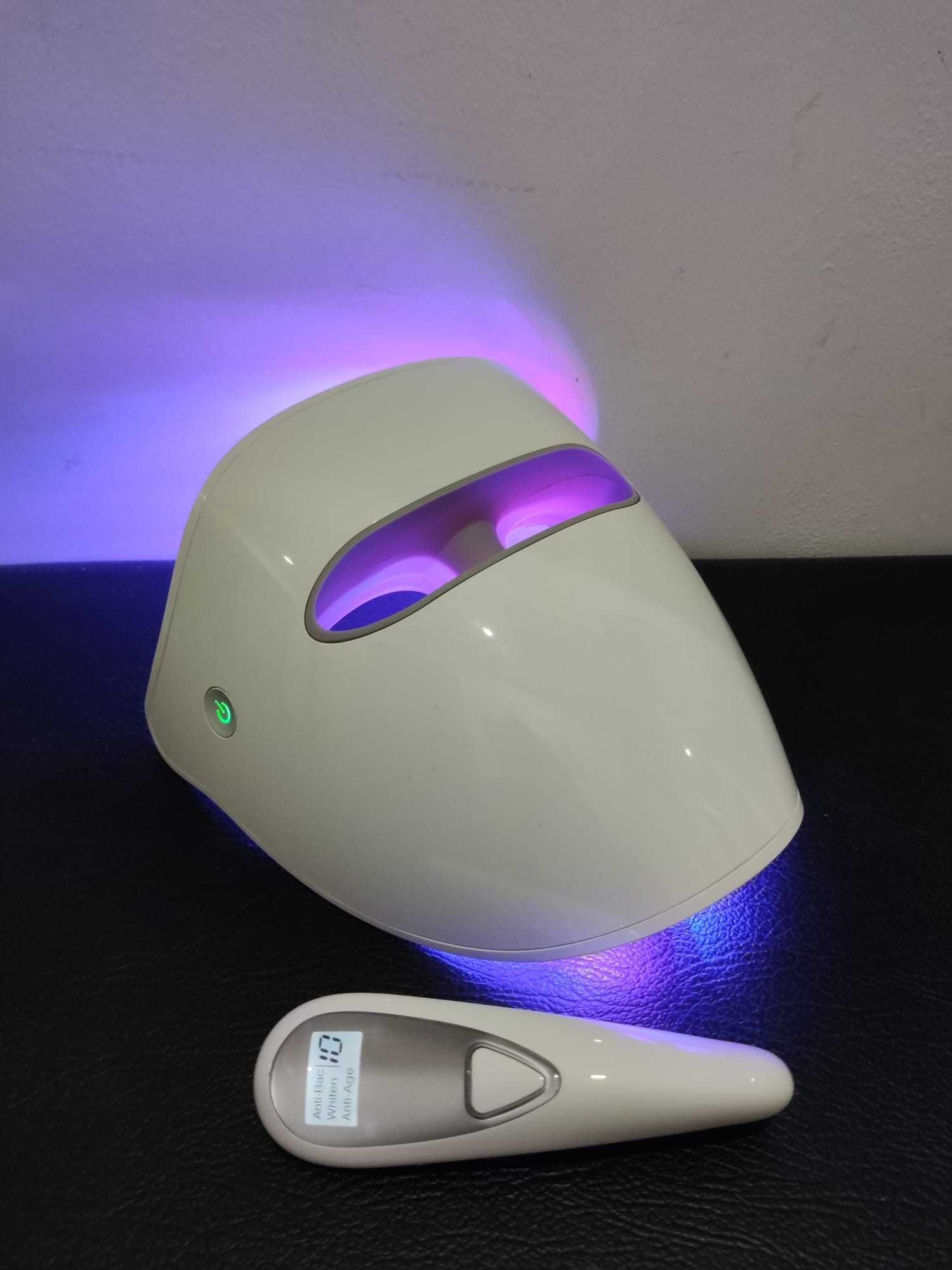 Máscara de beleza facial Led Quirumed
