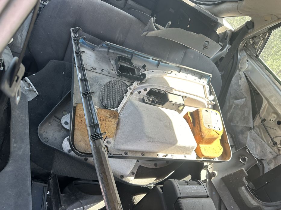 Кузов вектра с Vecta c всё что на фото одним лотом