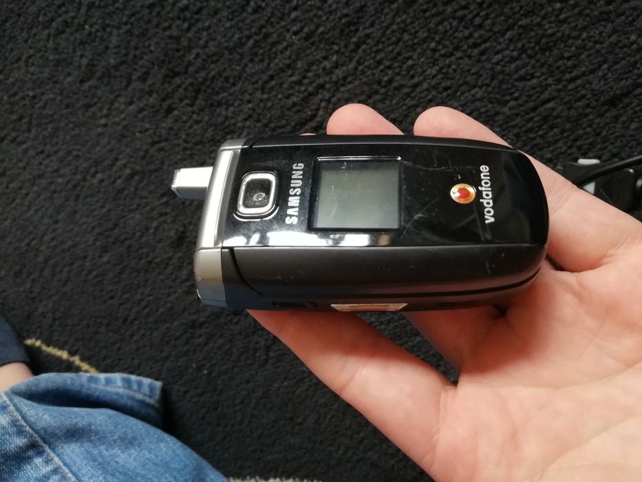 Telemovel Samsung SGH-ZV10