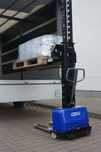 Wynajem wózek paleciak samozaladowczego 500kg do busów