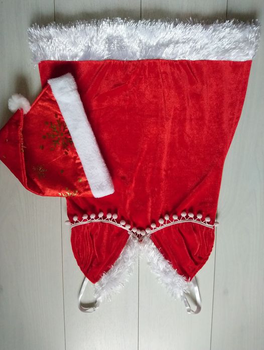 Новорічна сукня з шапочкою L розмір