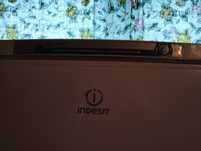 Морозильна камера Indesit No Frost та холодильник