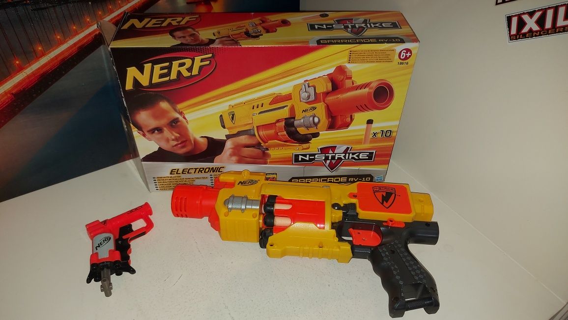 Nerf N-Strike + Nerf Jolt