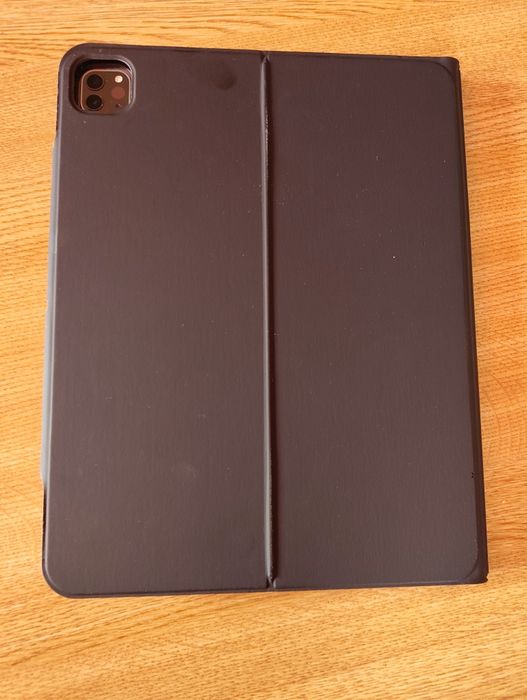 ESR чохол клавіатура iPAD 12,9' 5 and 6 gen