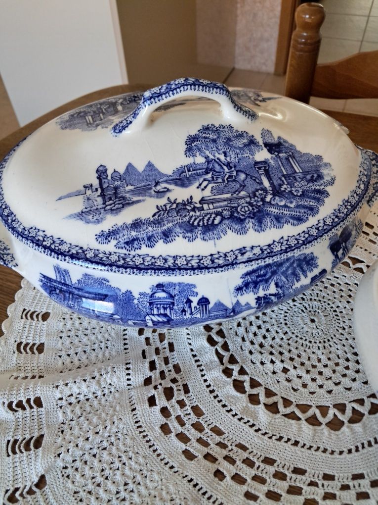 Conjunto Terrina e Saladeira