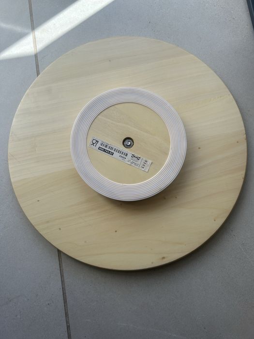 Base giratória IKEA