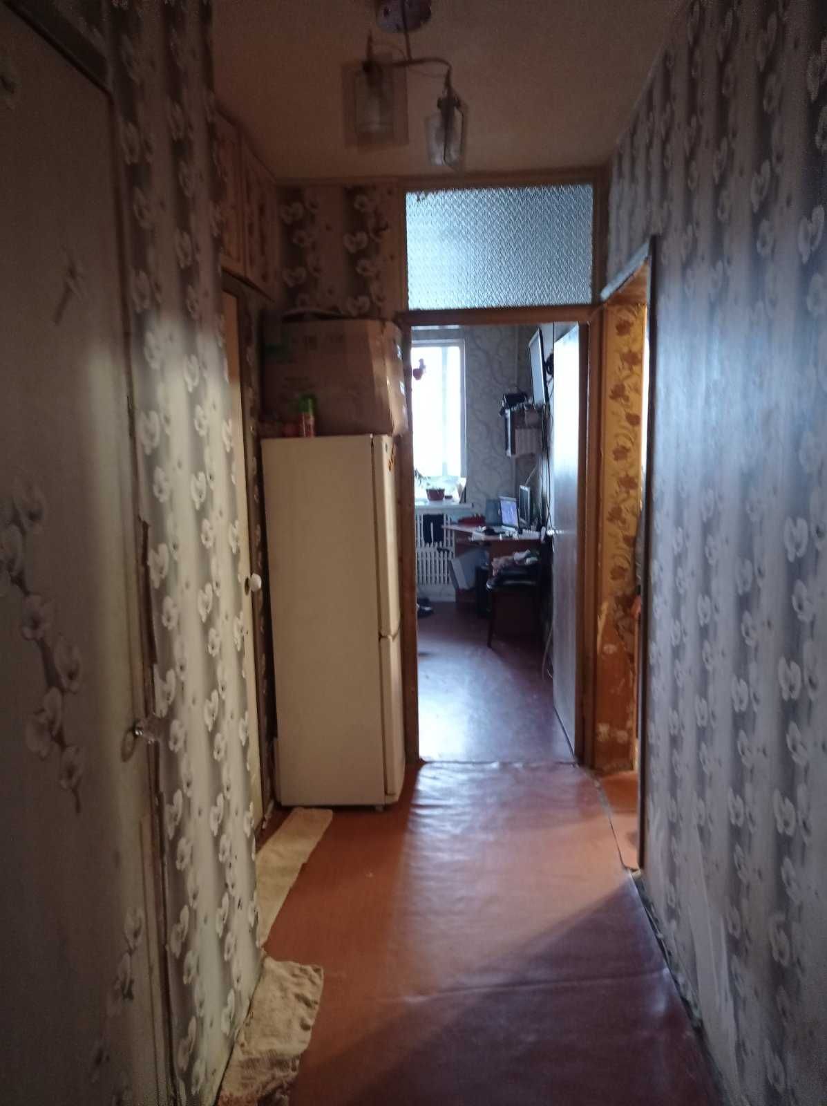 Продам 3 комнатную квартиру возле метро Киевская