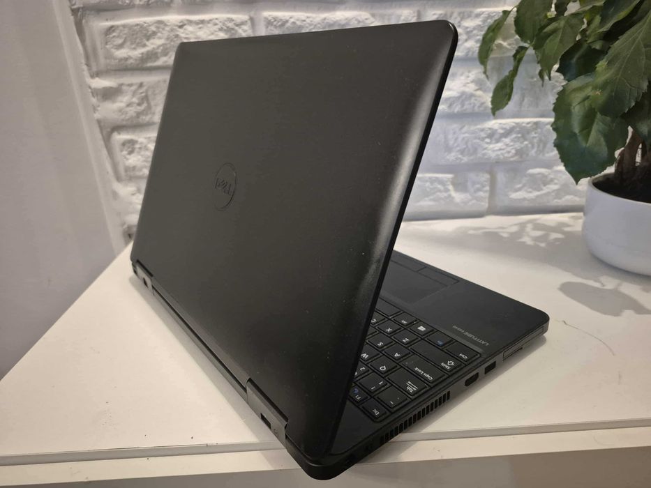 MOCNY Dell E5540 i5/16GbDDR/256SSD-Nowy/IntelHD/BATERIA-Nowa
