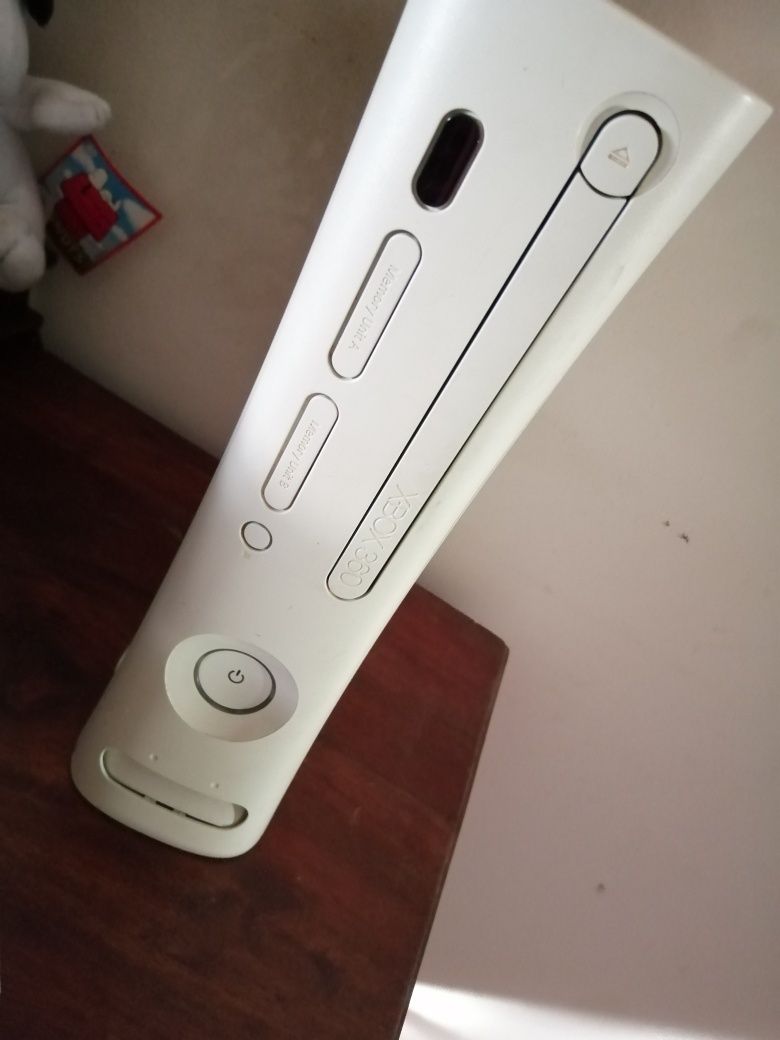 Xbox 360 troco  tbm posso vender