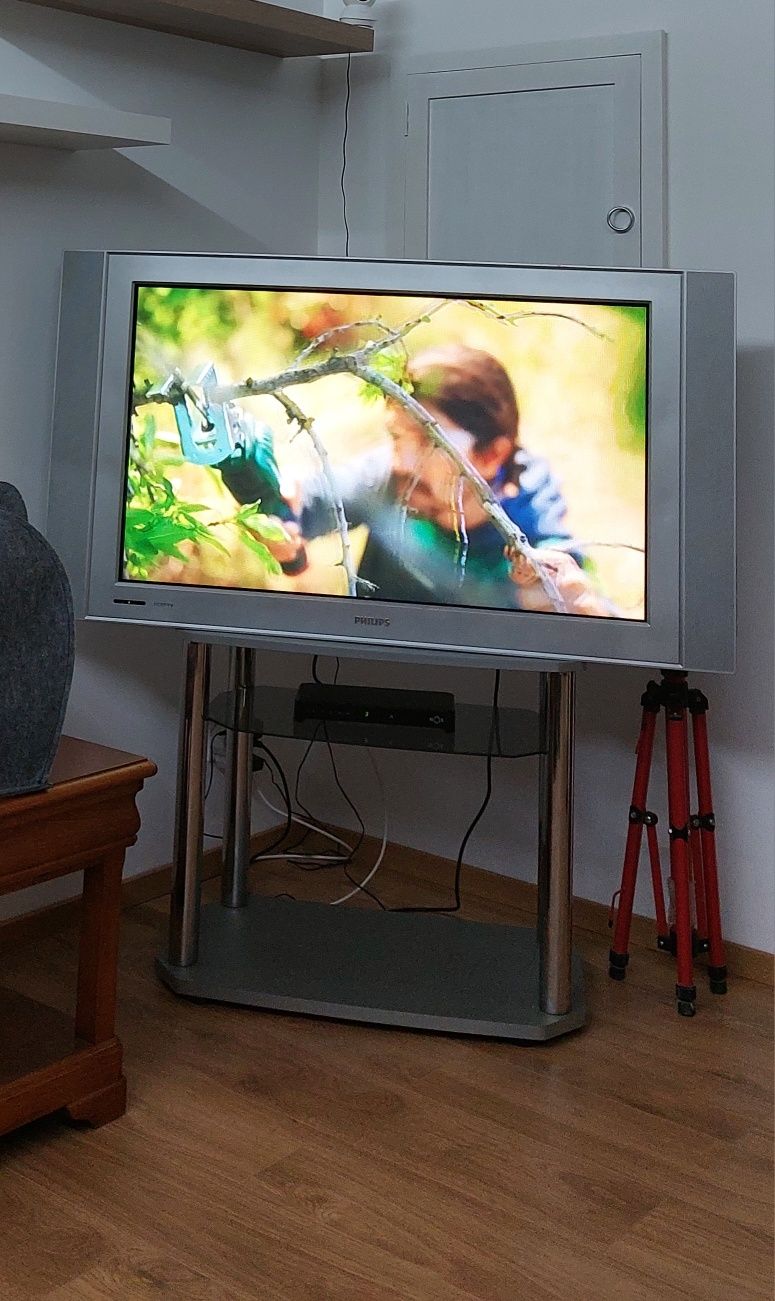 TV philips 127cm