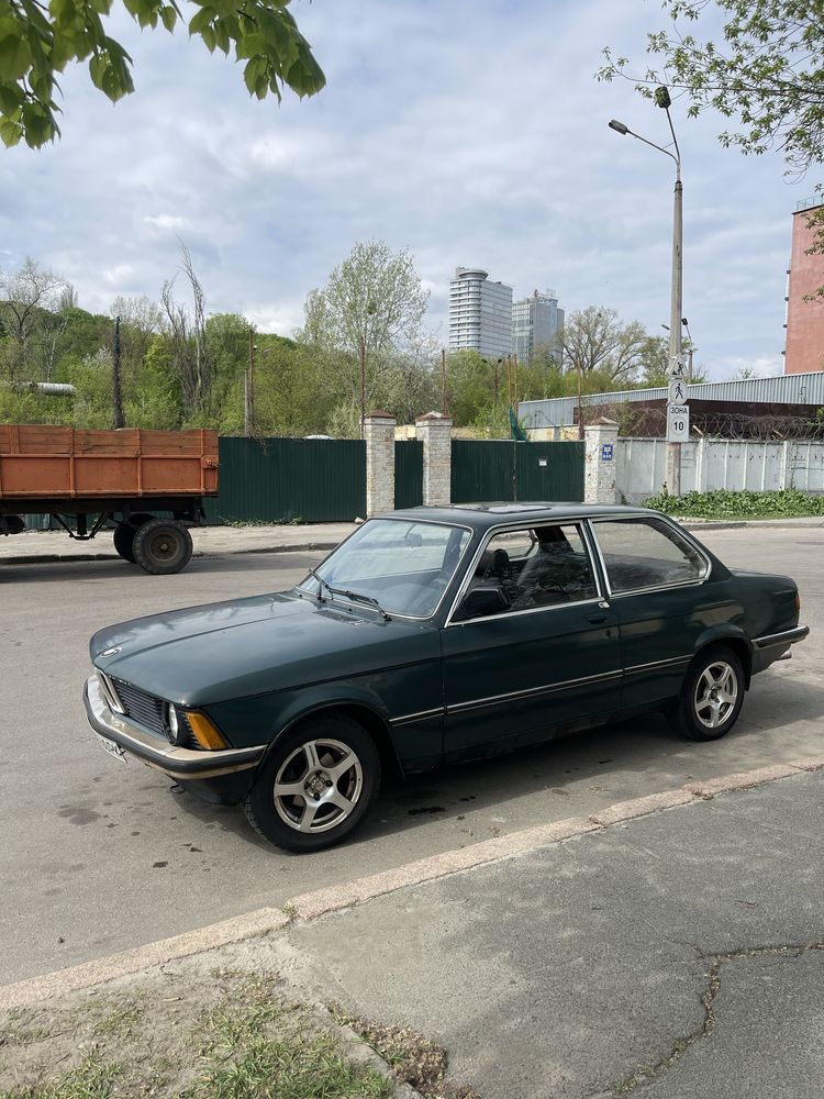 BMW 315 e21 трійка купе