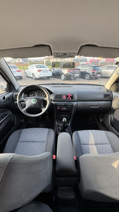 Skoda Octavia Tour Шкода Октавіа Тур 2004-05 р 1,6 MPI бенз 5МКПП