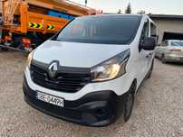 Renault Trafic 2 x Drzwi przesuwne 9 osób