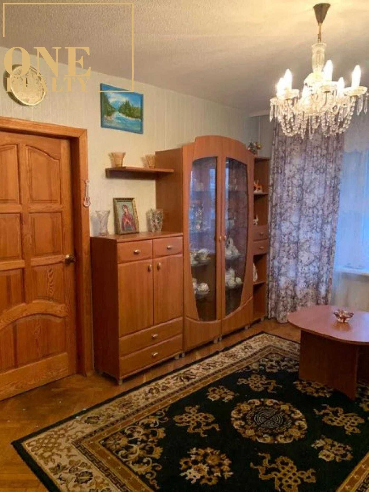 Продаж 1к квартири 51 кв.м ЦЕНТР, Липки, Маріїнський парк, Поруч метро