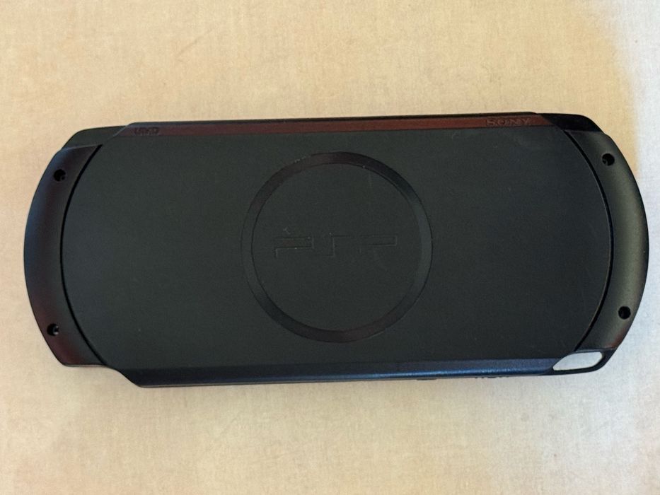 Sony PSP przerobiona ARK-4, bateria 1800mAh, karta pamięci 32GB