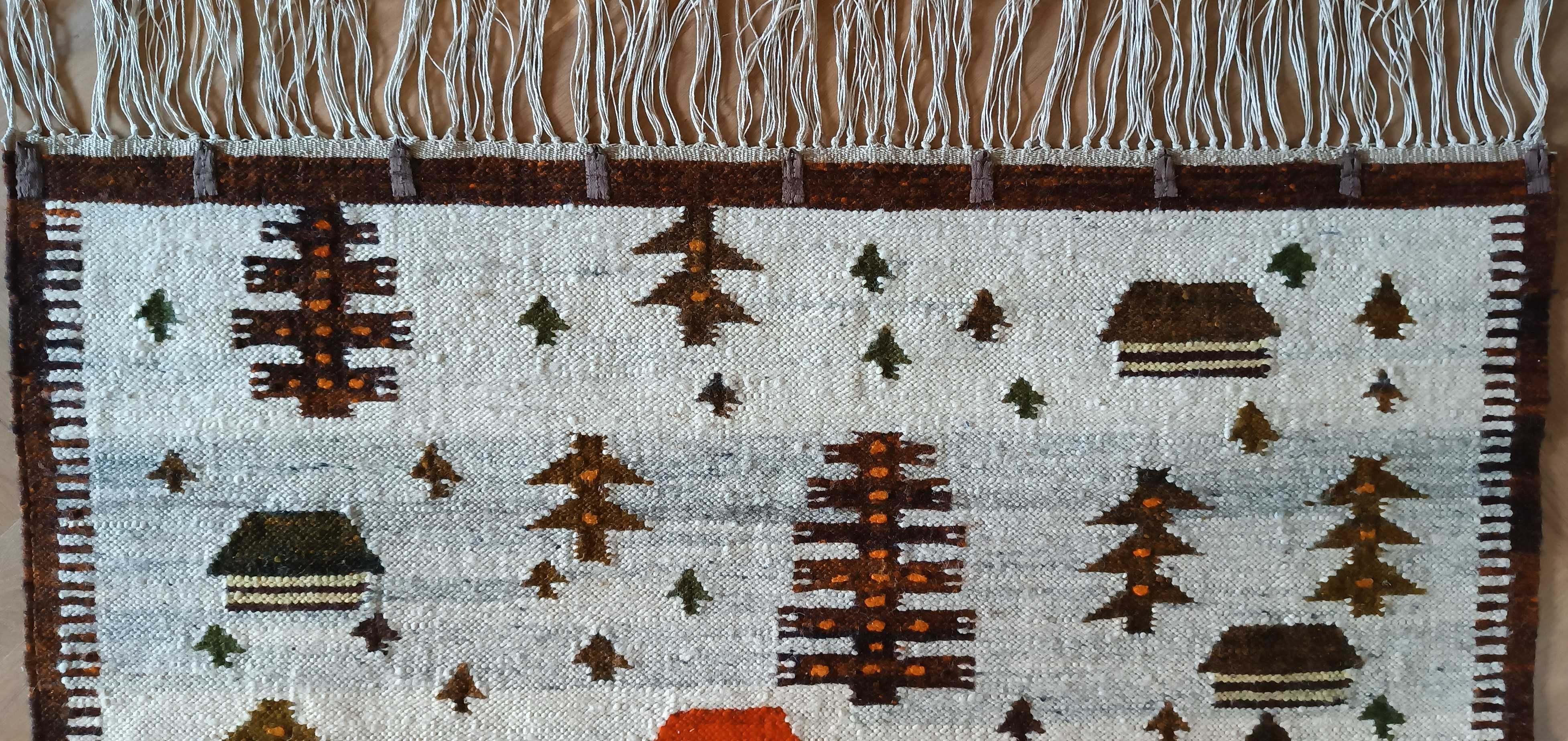 Kilim „Szałasy” Aleksandra Lewińska, Zakopiańskie Warsztaty Wzorcowe.