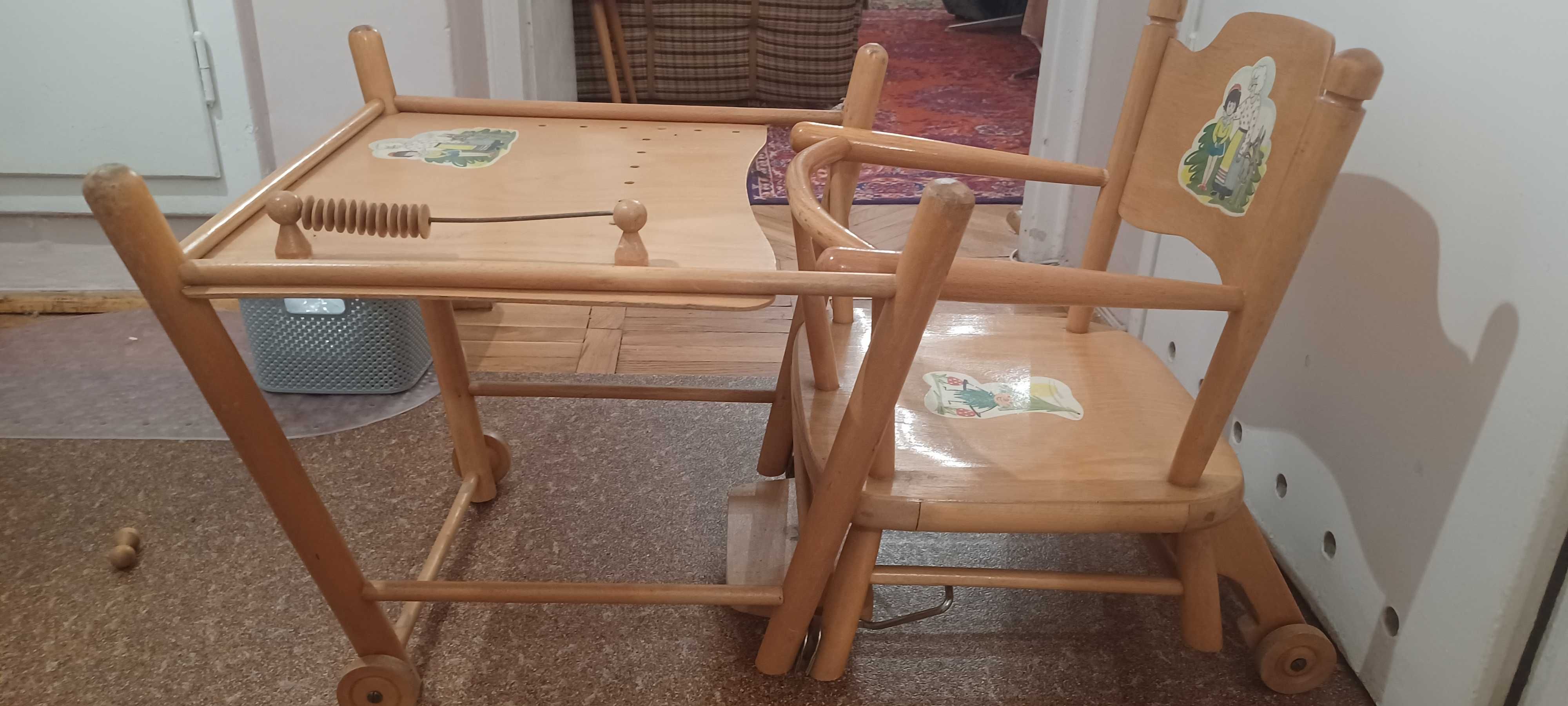Dwufunkcyjne drewniane krzesło do karmienia