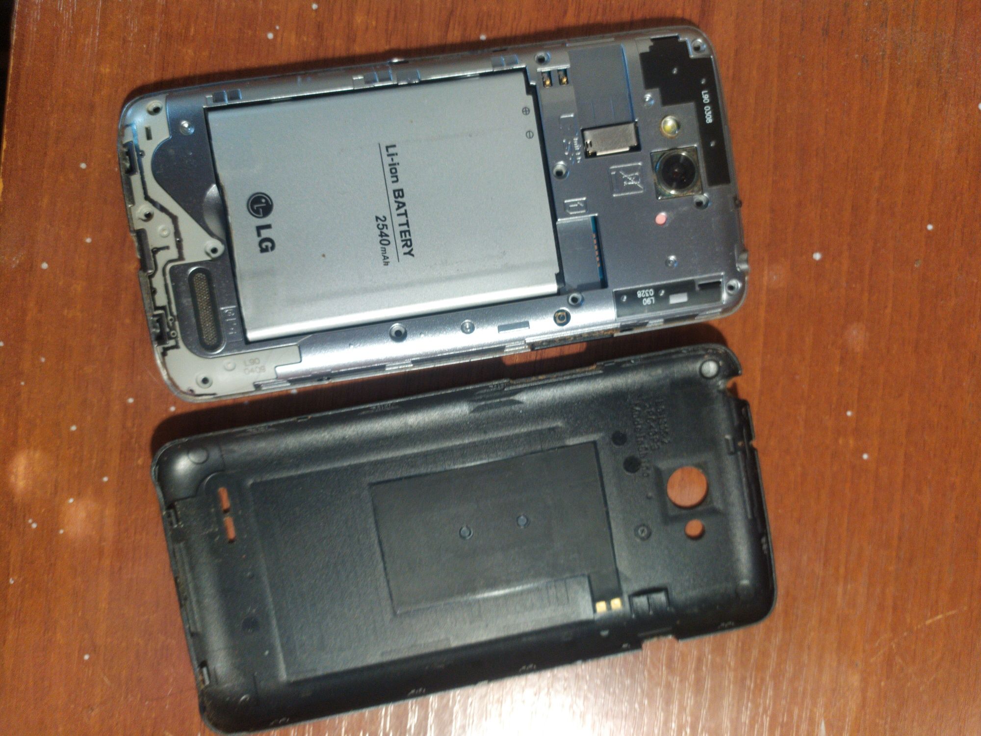 Смартфон LG L90 на запчасти