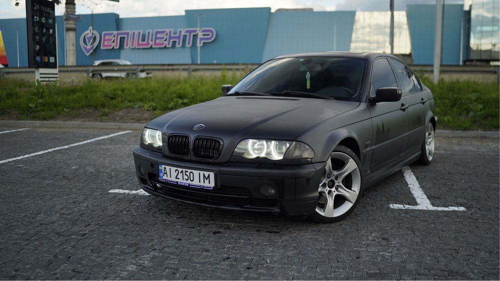 Автомобіль BMW E46 1999 2.8