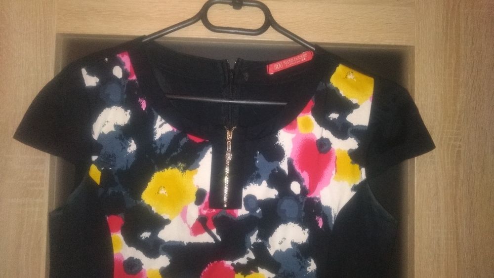 Elegancka sukienka w kwiaty czarna r 42-44 żakiet marynarka