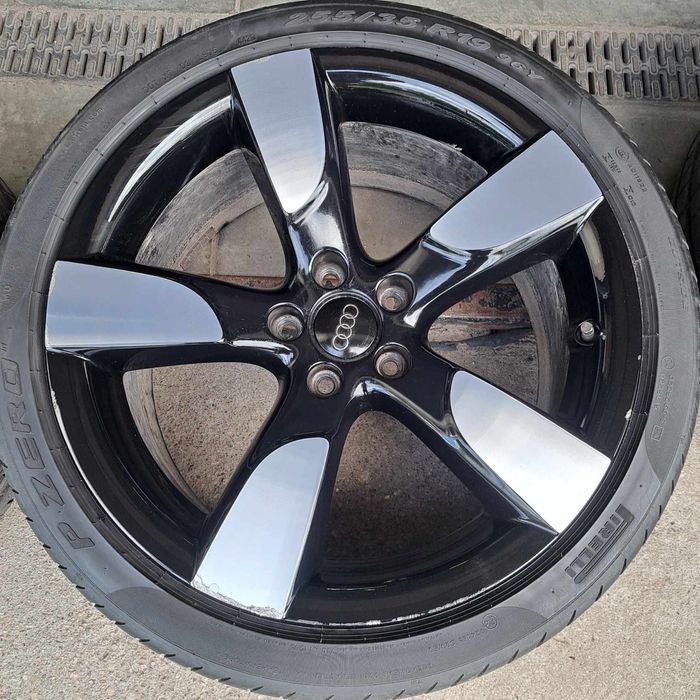 Kola Audi 19” z oponami