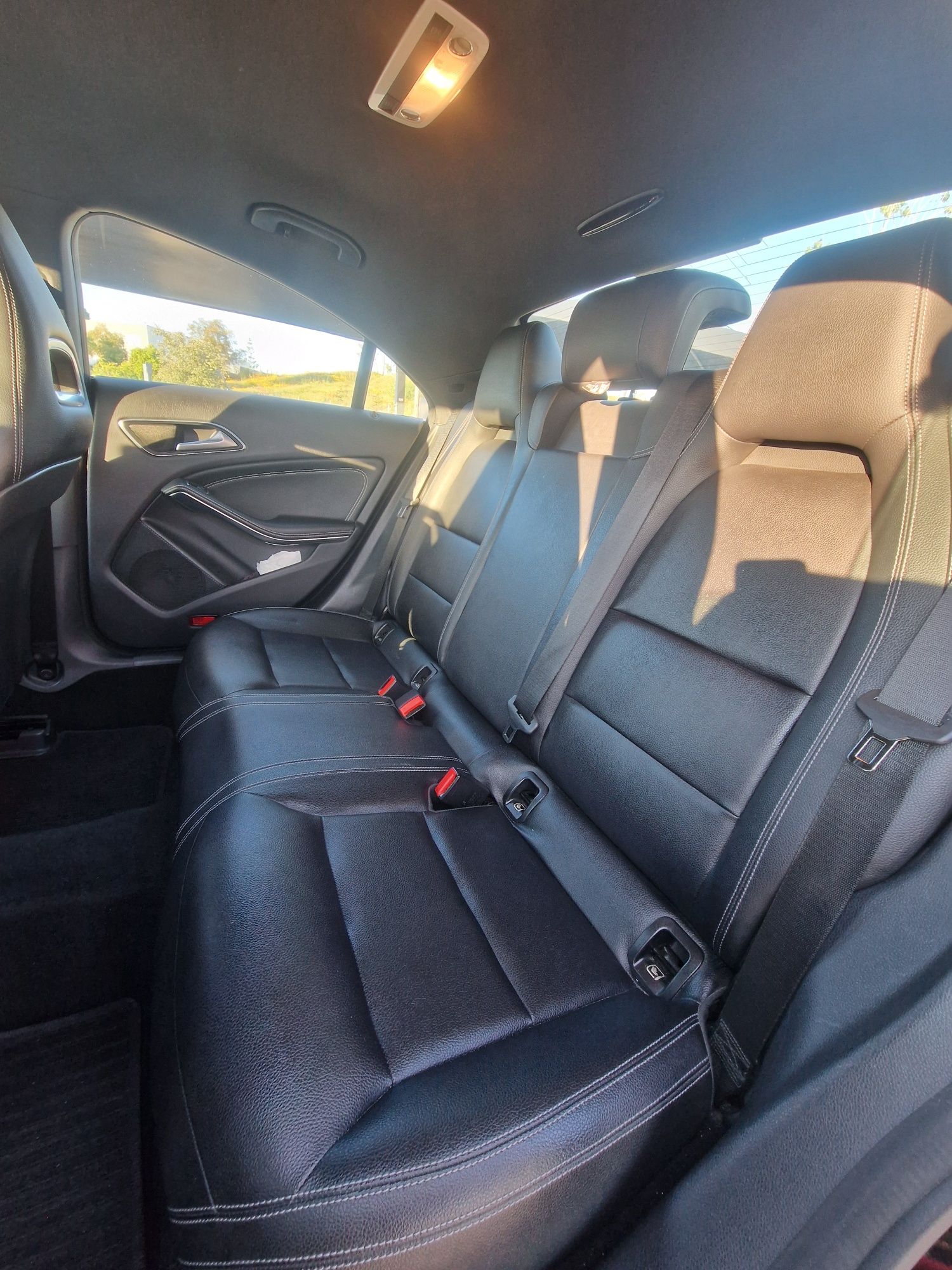 Mereces-Benz CLA 180d