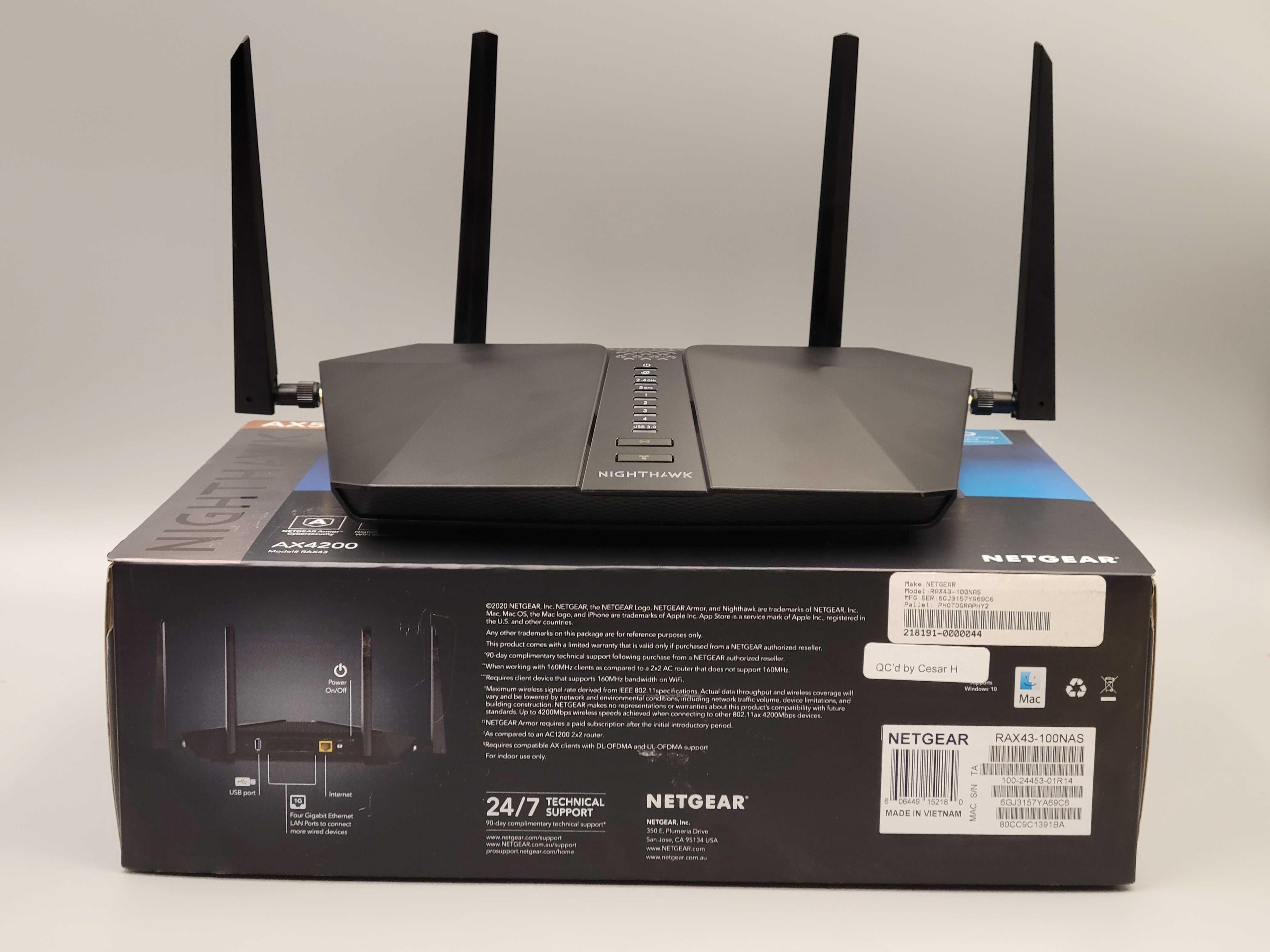 Маршрутизатор Wi-Fi Netgear Nighthawk 5-Stream RAX43 (RAX43-100EUS)