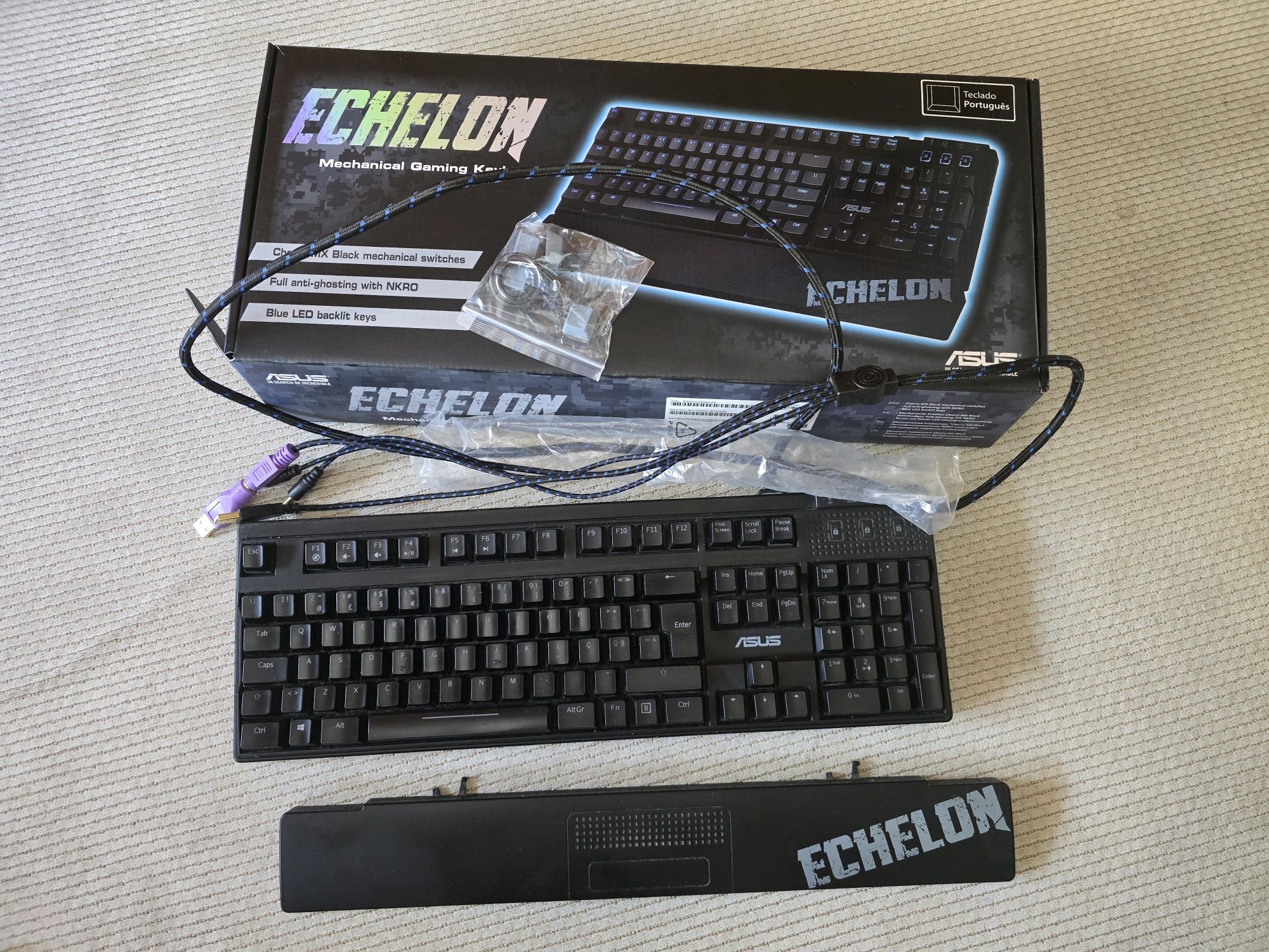 Teclado mecânico ASUS echelon