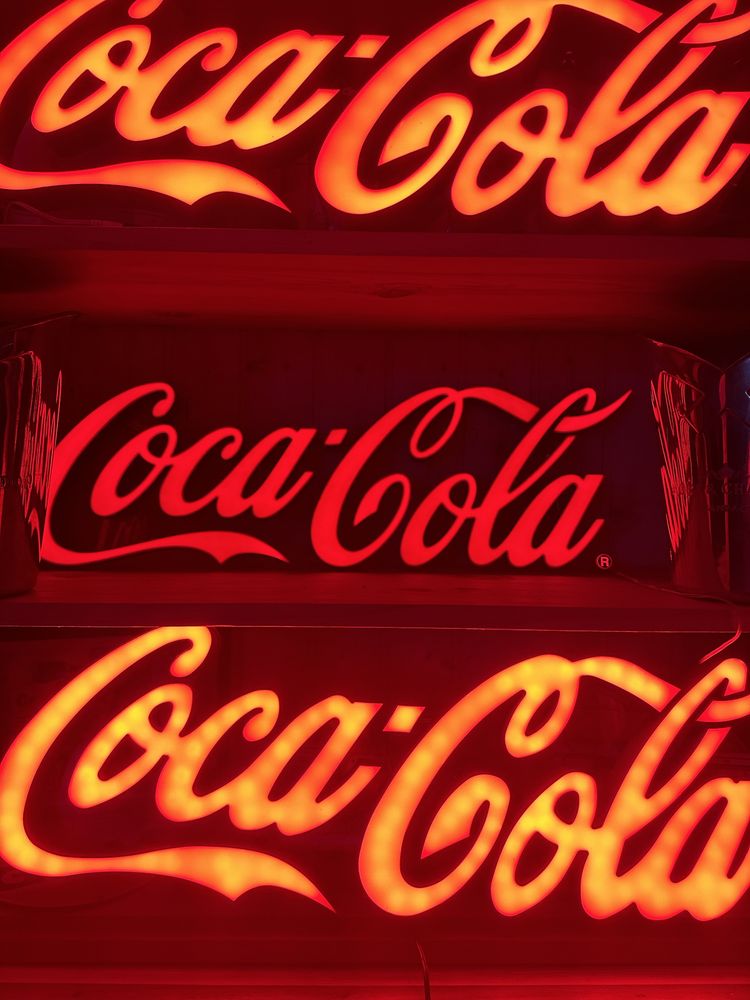 Reclame publicitario led da coca cola