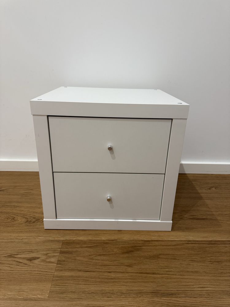 Mesa de Cabeceira Ikea