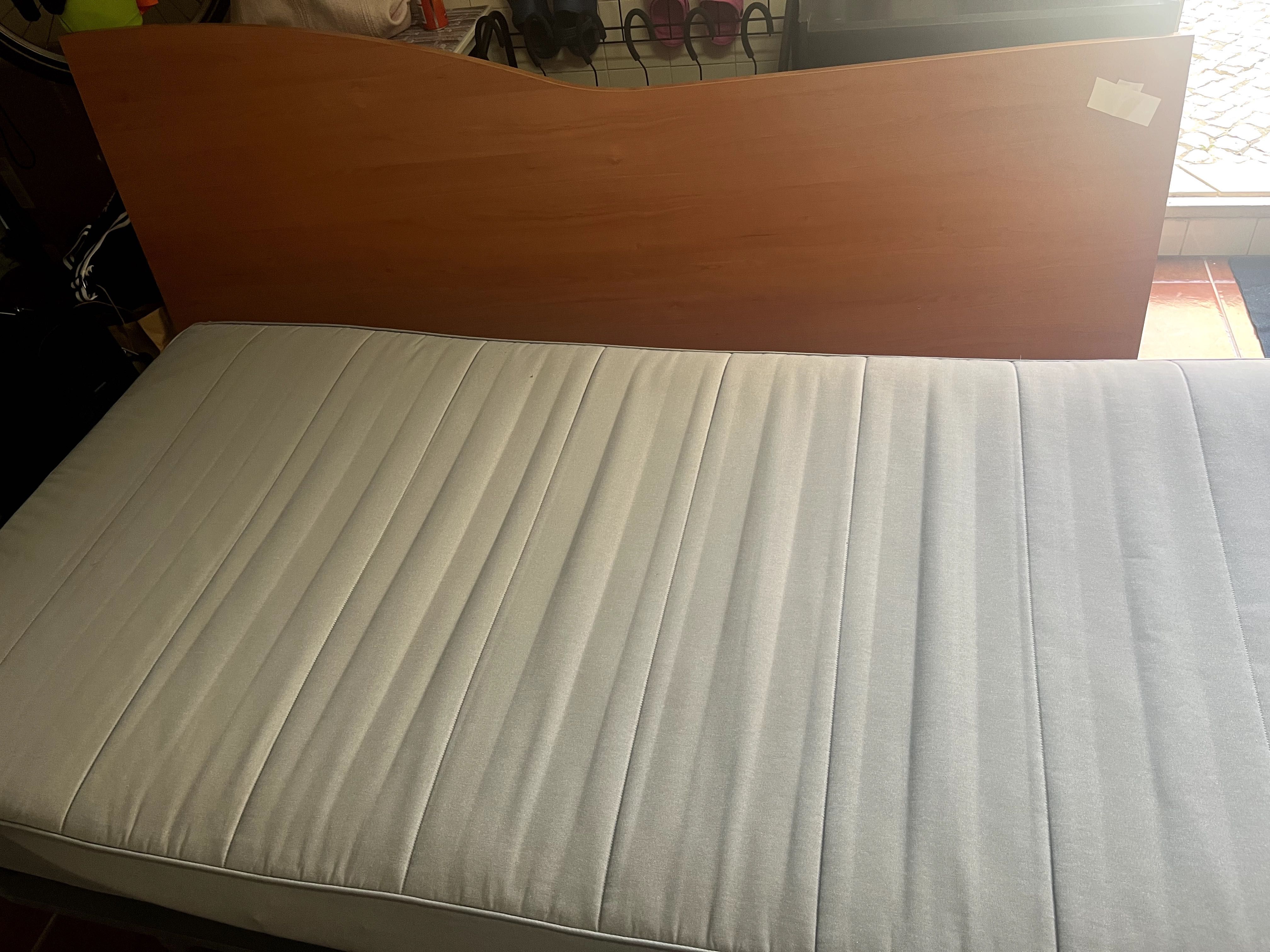 Cama de solteiro dupla c/ gavetão, 2 estrados, oferta de colchão