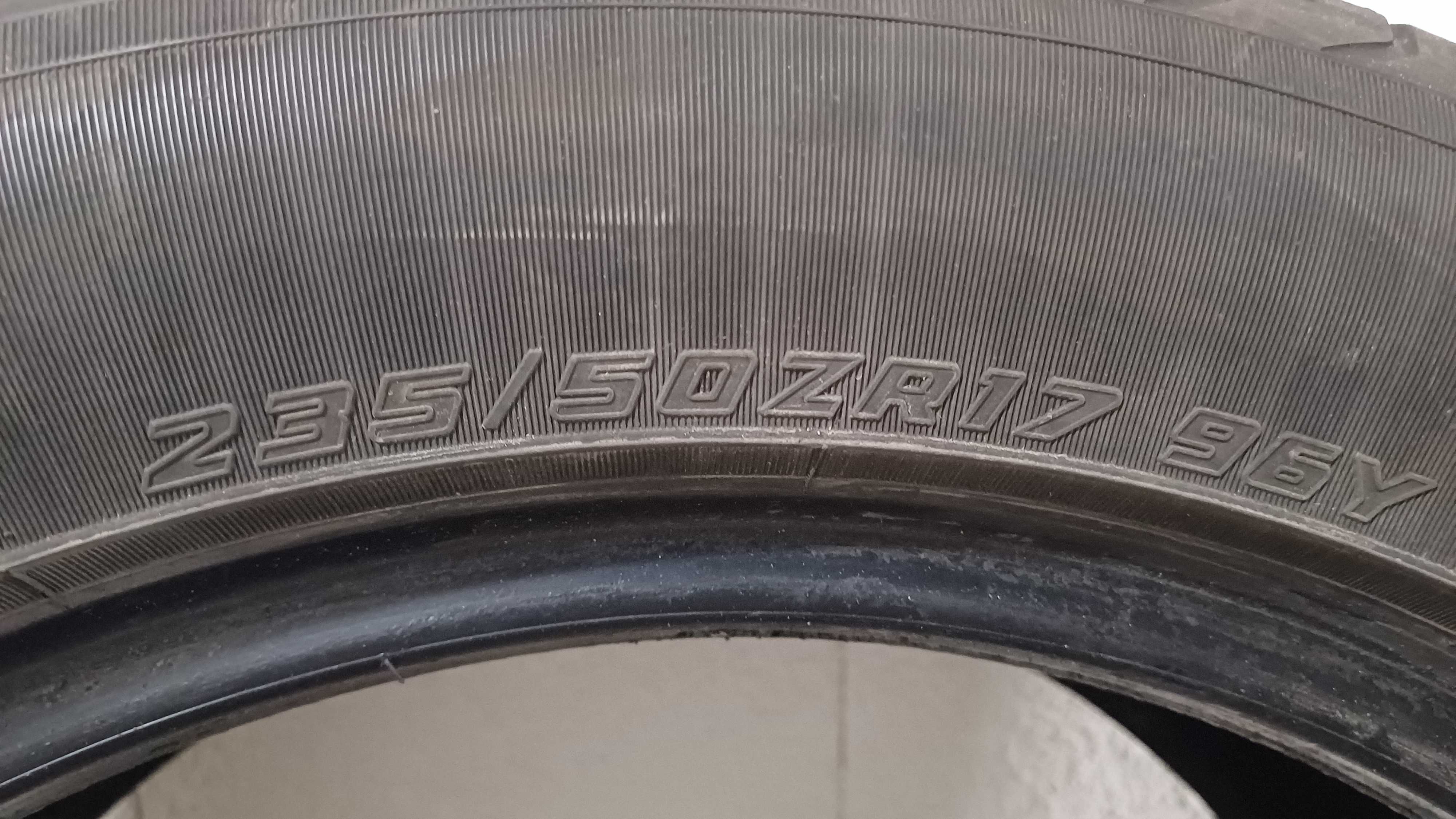 Yokohama 235/50R17 lato