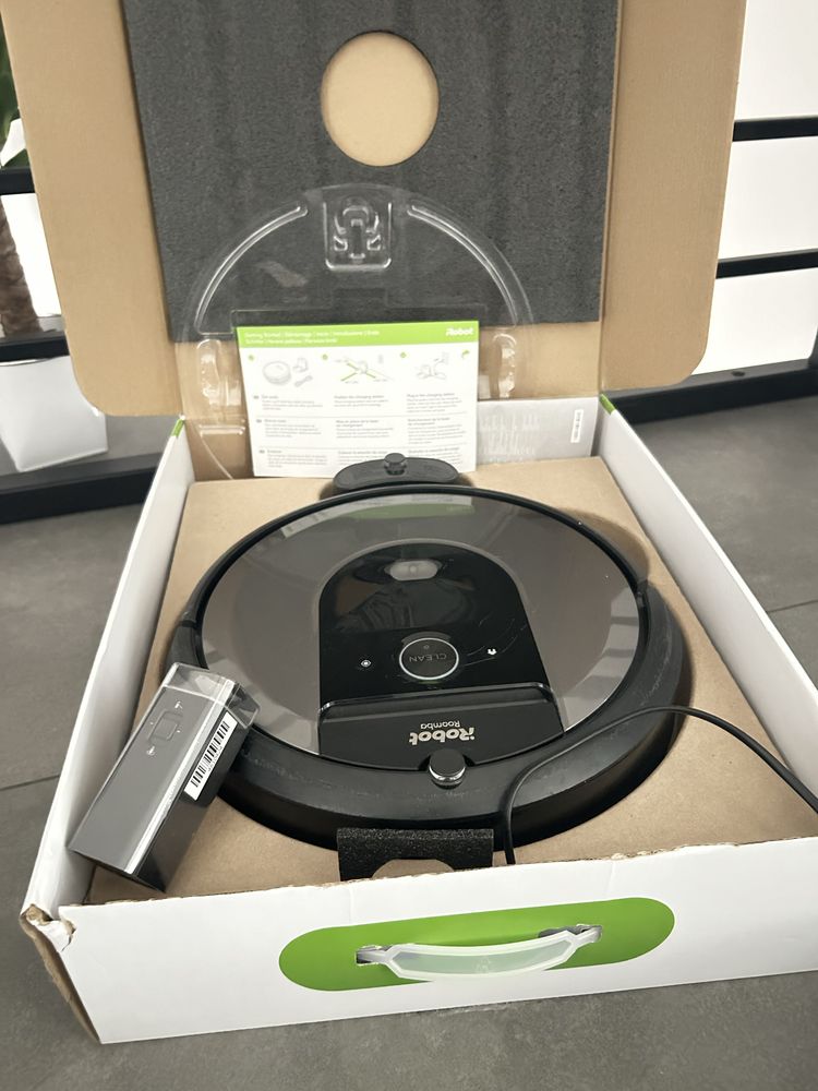 iRobot Roomba i7 szaro-czarny z ogranicznikiem / wirualna sciana