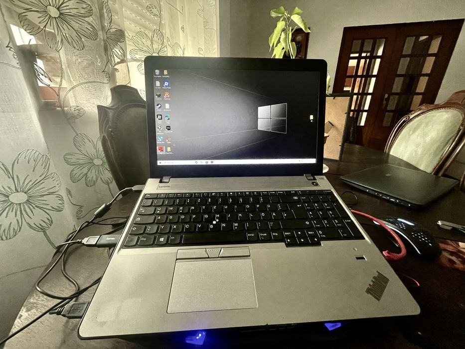 16gb 1tb+256nvme i7 7500u gtx lenovo