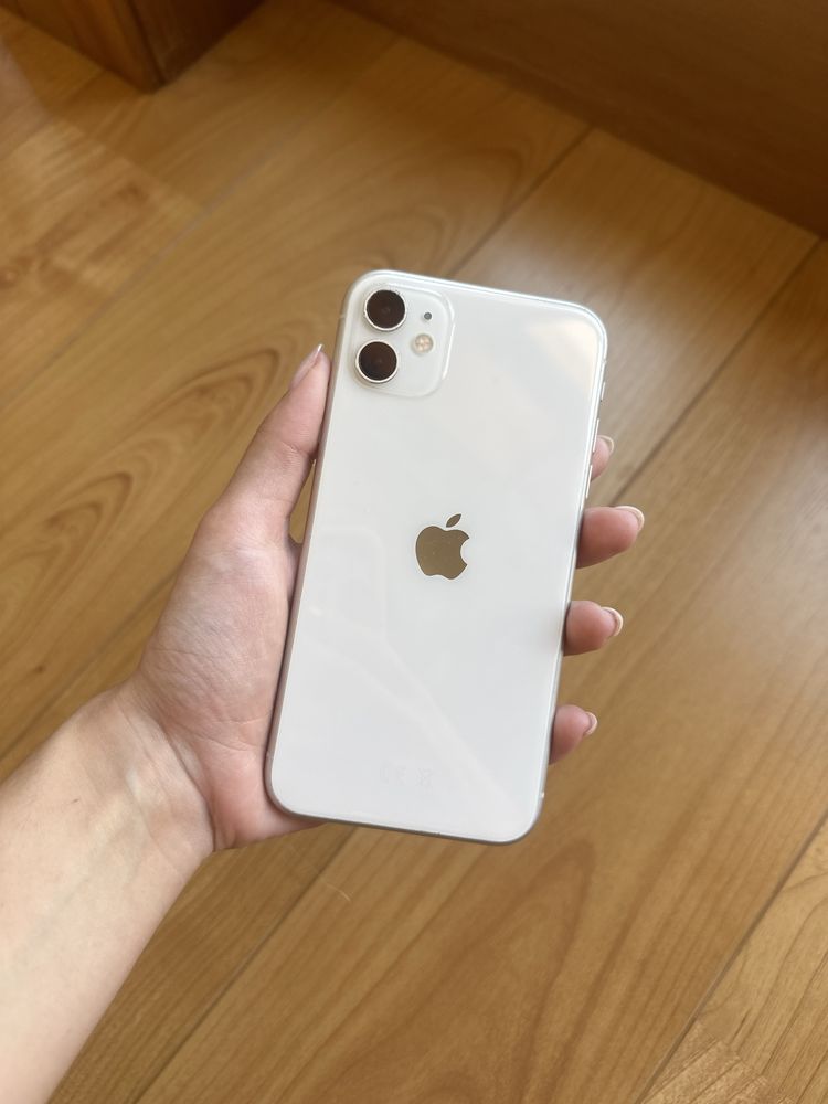 Iphone 11 branco otimo estado