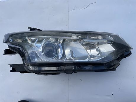 Mitsubishi Outlander III 12-15 / lampa przednia prawa  Xenon / OE EU