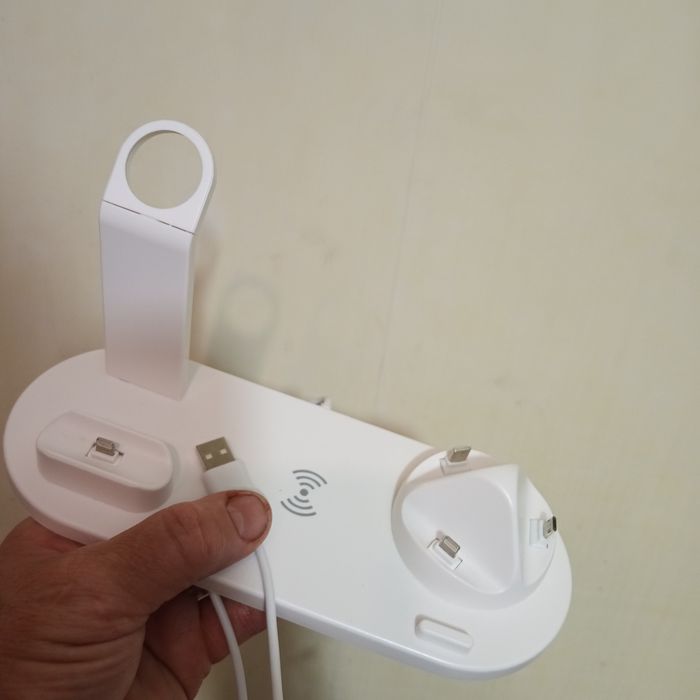 Зарядное устройство безпроводное