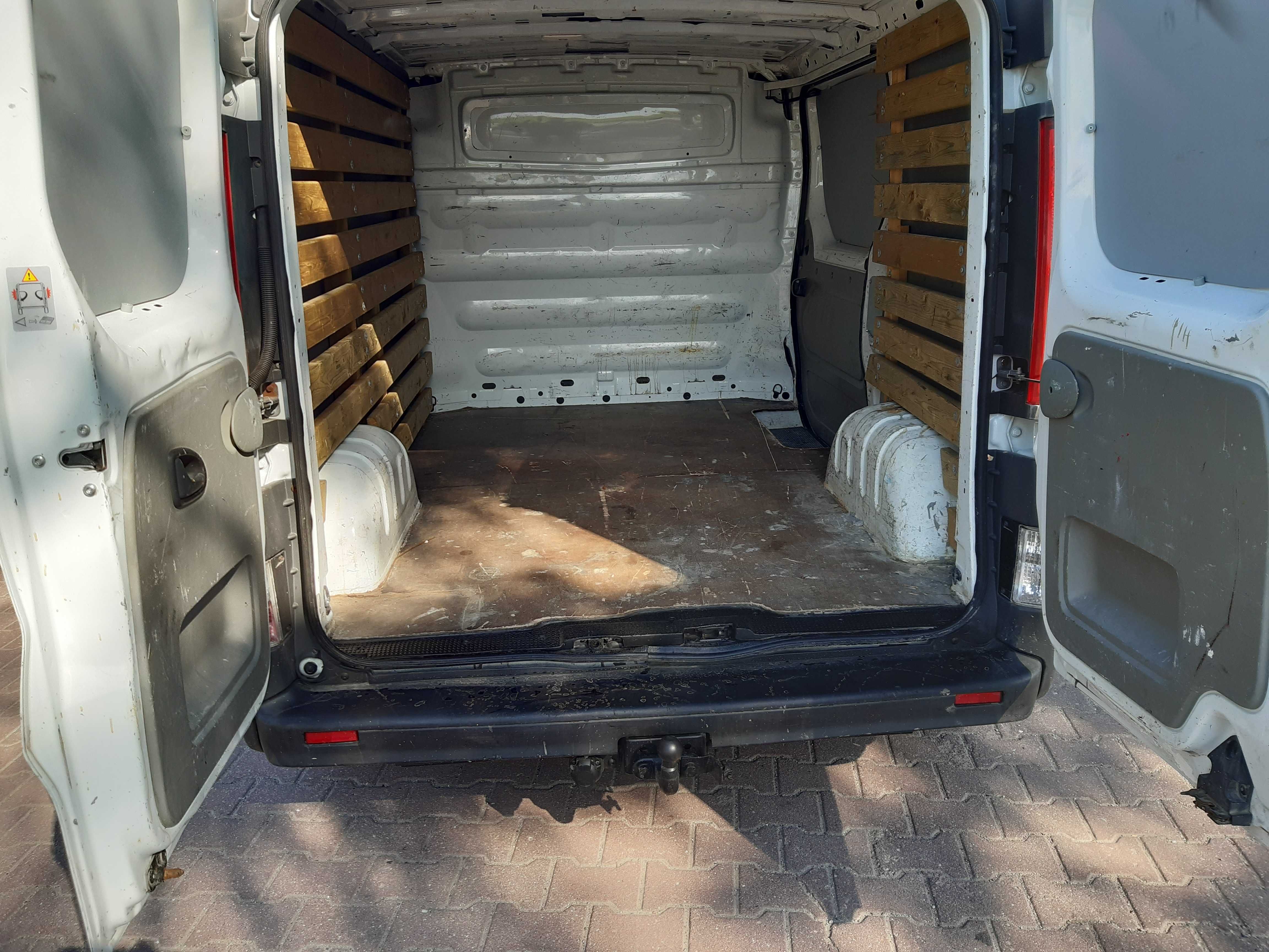 Opel Vivaro 2,0 CDTI 2012 Klima zadbany potw. przebieg cały oryginał