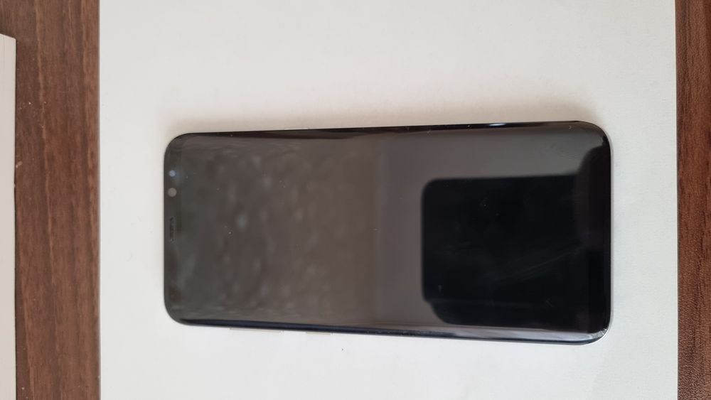 Мобильний на запчастиниSAMSUNG S8+